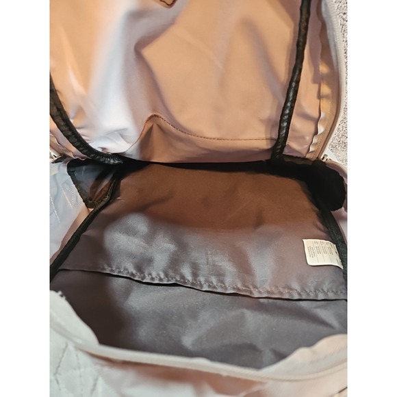 Nike SB Grey Backpack With The Samford Logo. Used - Picture 5 of 6